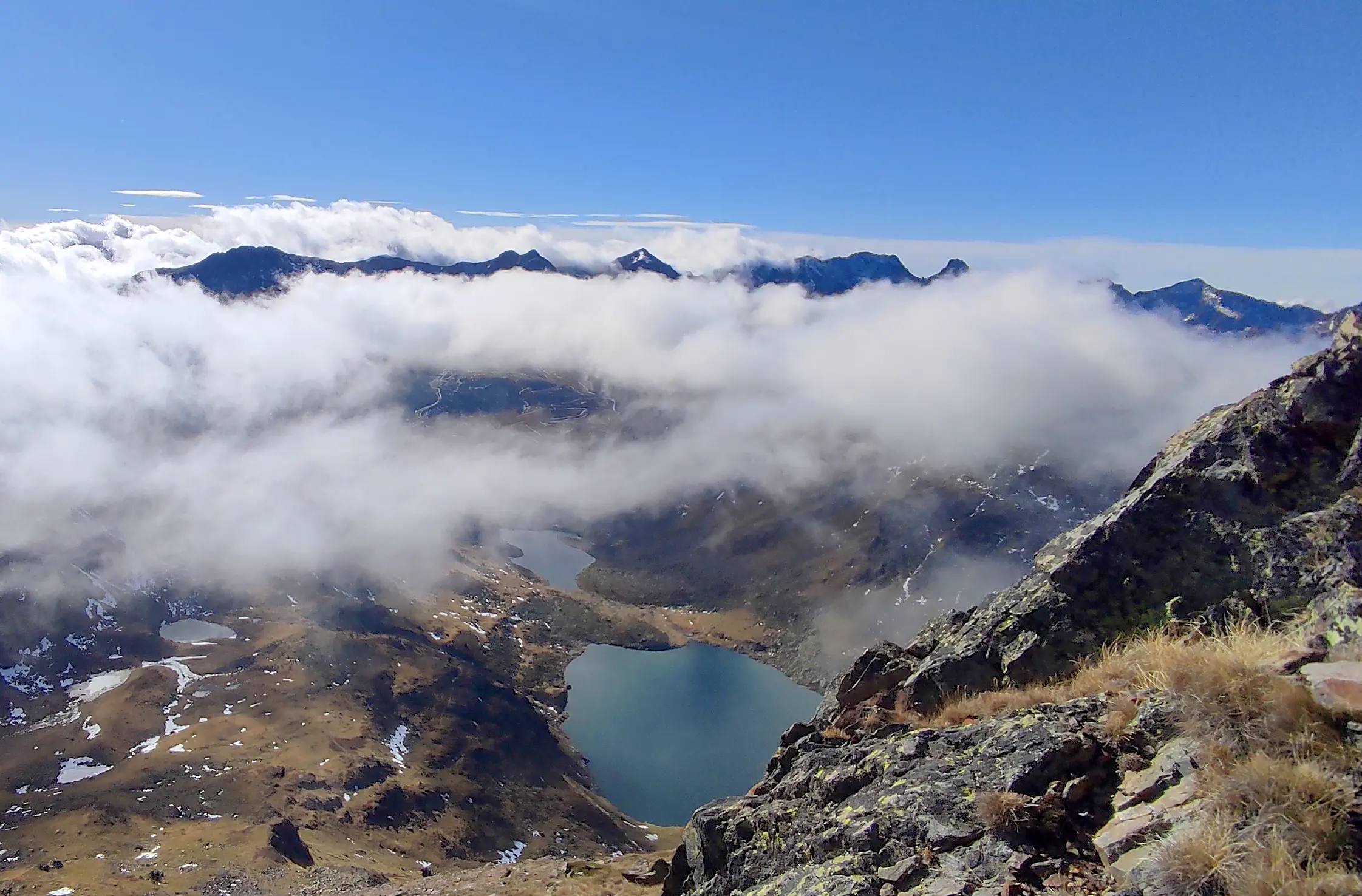 Guided hikes with Nima Inner Flow in Andorra